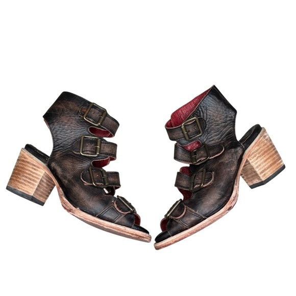 Freebird by Steven Quail Sandal Brown Distressed Leather Buckle Heel Gladiator 6 - Picture 1 of 9